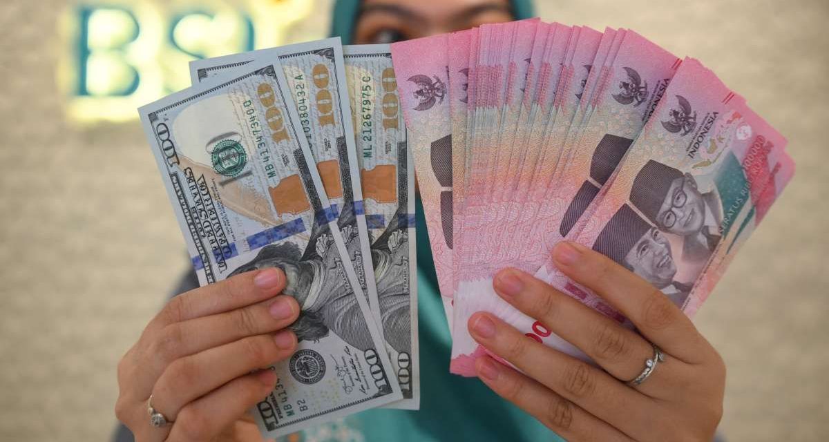 Rupiah Diperkirakan Fluktuatif Pekan Depan, BI Keluarkan Prediksi