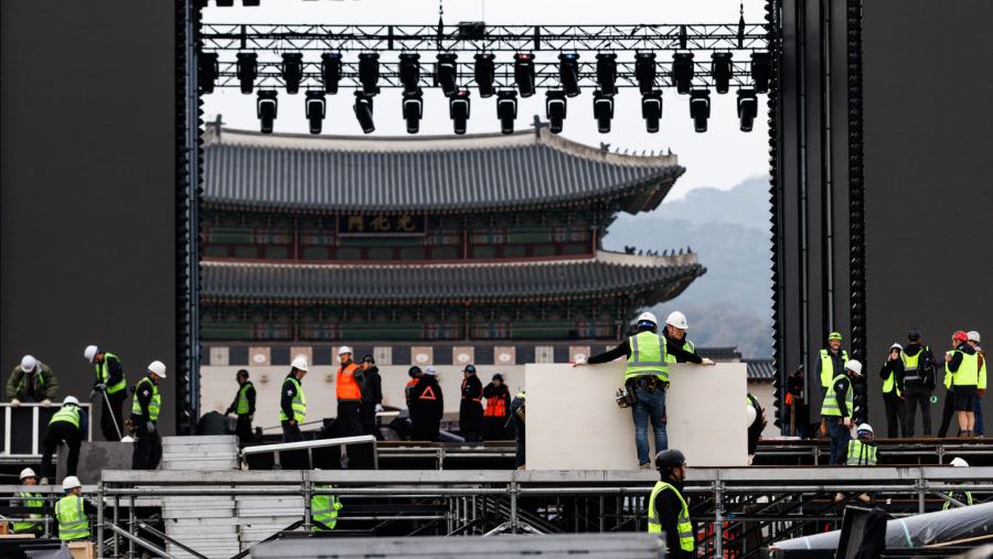 Kontroversi BTS: Comeback Di Gwanghwamun Picu Backlash