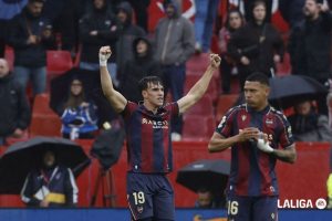 Kekalahan Dari Levante Benamkan Sevilla Dekat Zona Degradasi