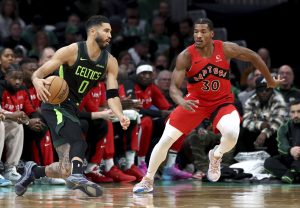 Duet Maut Brown Dan Tatum Tumbangkan Toronto Raptors