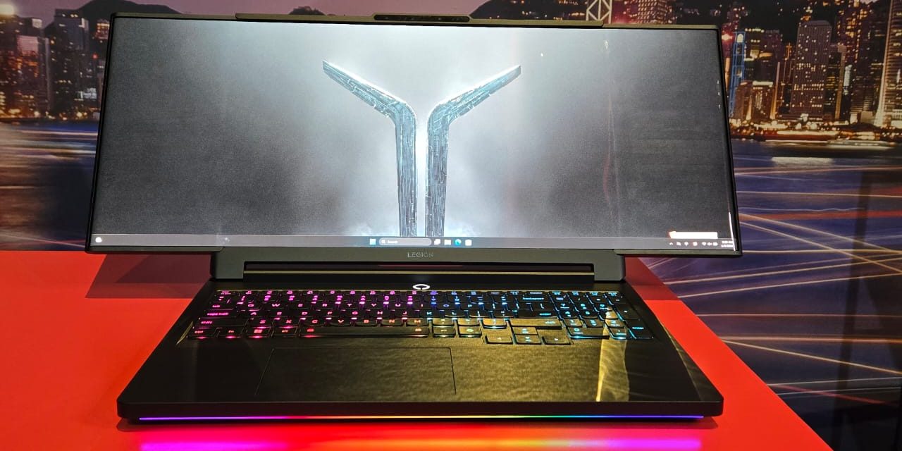 Lenovo PureSight OLED: Monitor Gaming Rollable Pertama Dunia