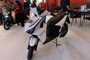 Gandeng Ojek Online, Gesits Sediakan 500 Unit Motor Listrik