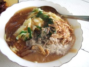 Mie Ongklok Wonosobo: Mi Kuah Kental Tapioka Dan Sate Sapi