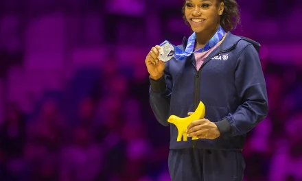 Shilese Jones Kunci Medali Emas Kategori Serba Bisa Putri
