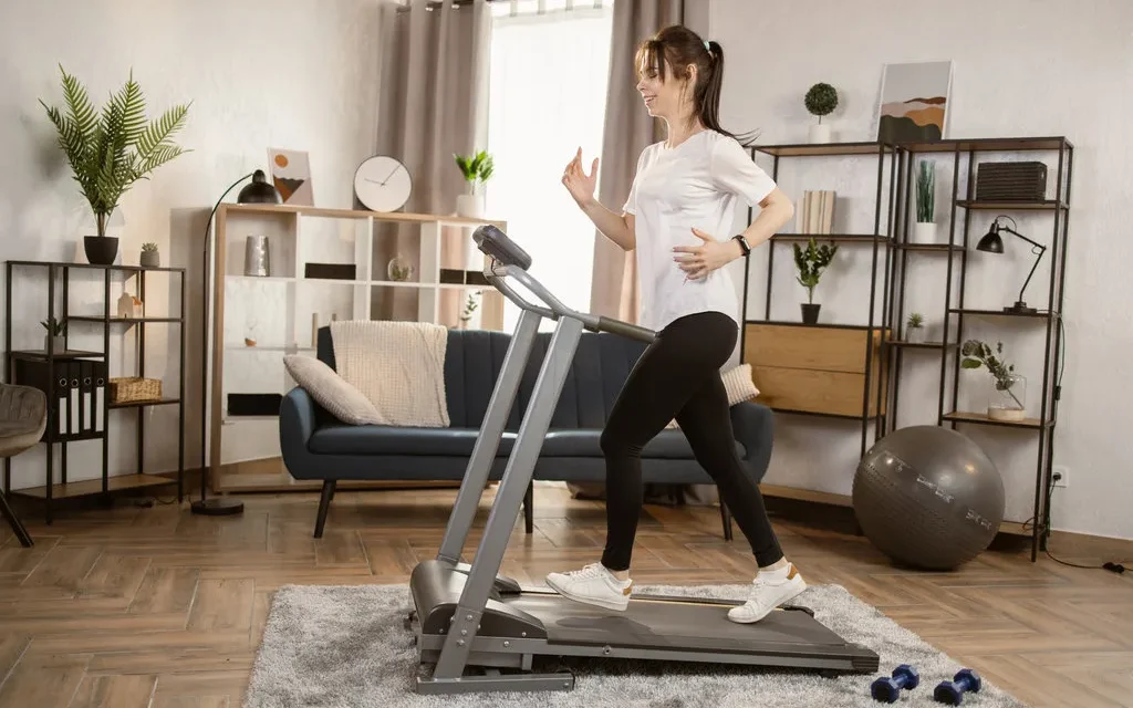 Tren Cozy Cardio: Olahraga Pakai Piyama Viral Di Gen Z