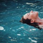 Kebiasaan Winter Swimming Memicu Pelepasan Hormon Endorfin