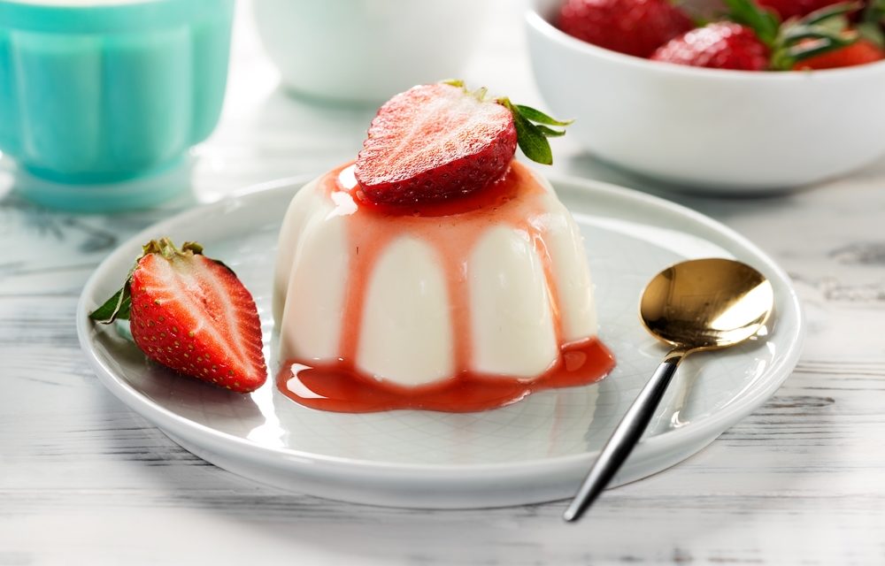 Sensasi Panna Cotta Khas Italia Yang Dingin Lembut Dari Krim