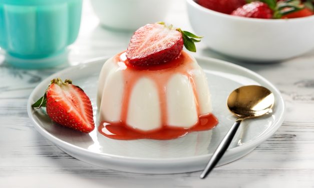 Sensasi Panna Cotta Khas Italia Yang Dingin Lembut Dari Krim