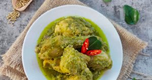 Menikmati Gulai Cabe Hijau, Ayam Kampung Berkuah Santan